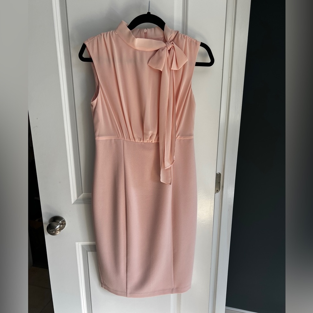 NWT Vince Camuto size 6 light pink cocktail/wedding guest dress